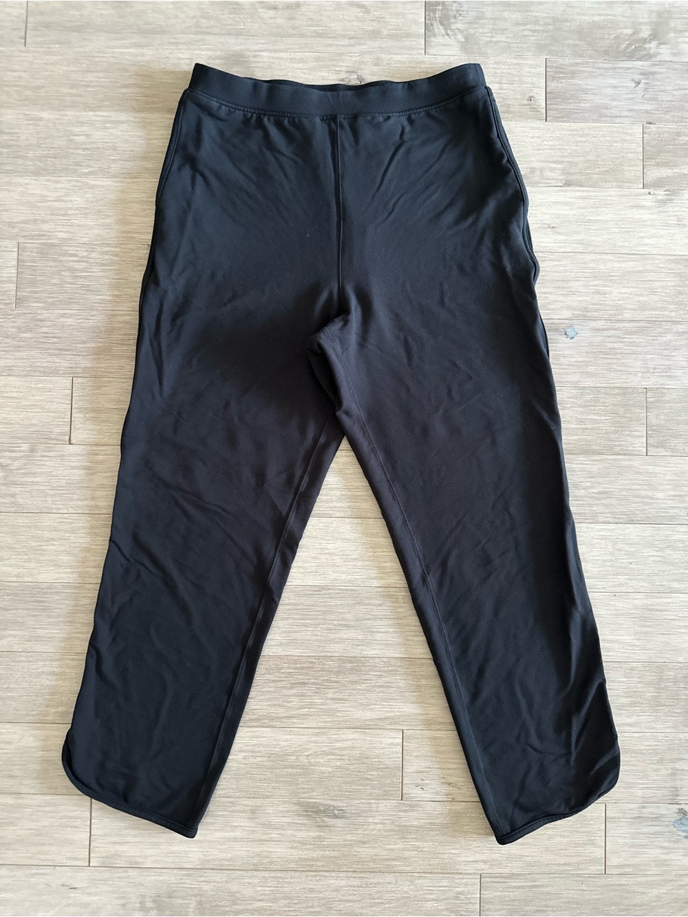 Lululemon Athletica Black Ankle Cropped Performance Pants Size 8